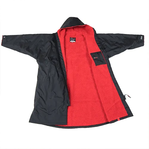 Dryrobe Advance Changing Robe Long Sleeved - Black/Red