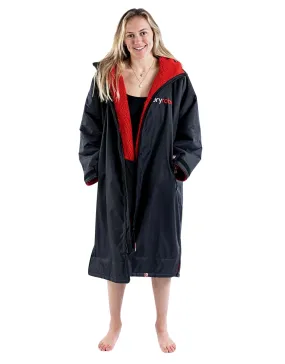 Dryrobe Advance Long Sleeve Adult Robe - Black/Red