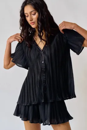 FEMME AND FLOWY PLEATED SHIRT TOP AND SHORTS SET BLACK / M